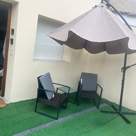 Le Petit Prince , Jolie Maisonnette Terrasse Netflix Parking Prive Jeux De Societe Bourg-en-Bresse Exterior foto
